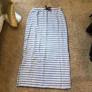 Gap grey and navy maxi skirt extra small (XS)
